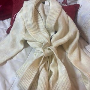 Beautiful Cream Belted Banana Republic Sweater